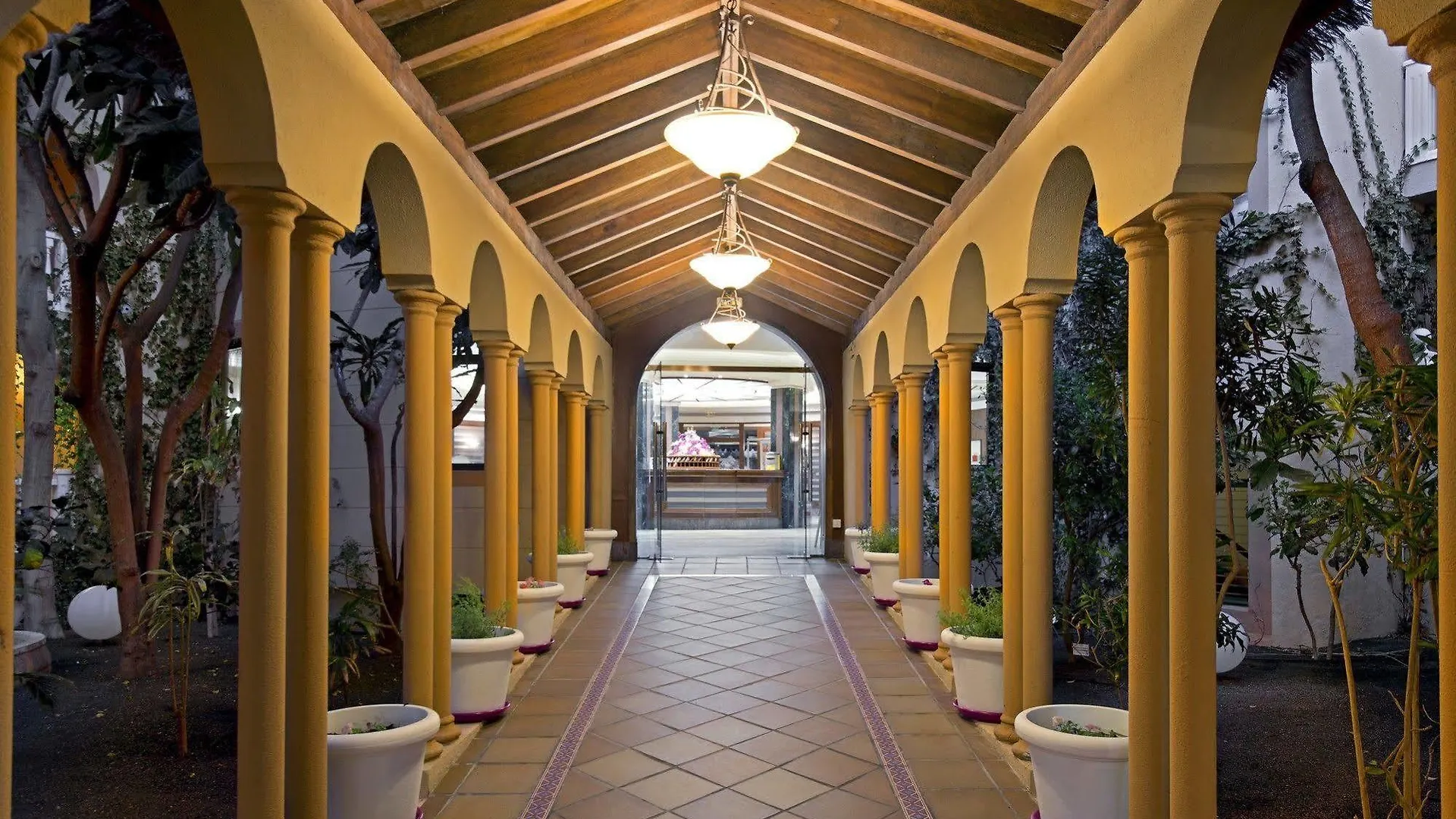 Apartment Elba Lucia Sport & Suite Hotel
