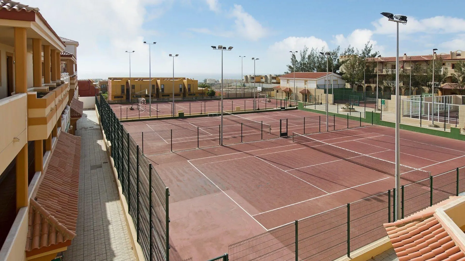 Elba Lucia Sport & Suite Hotel contacts